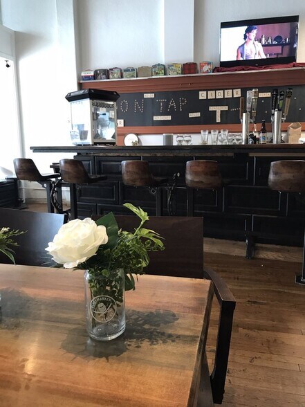 More Photos Of 201-215 N Broadway, Santa Ana Loft Creative Space For Sale