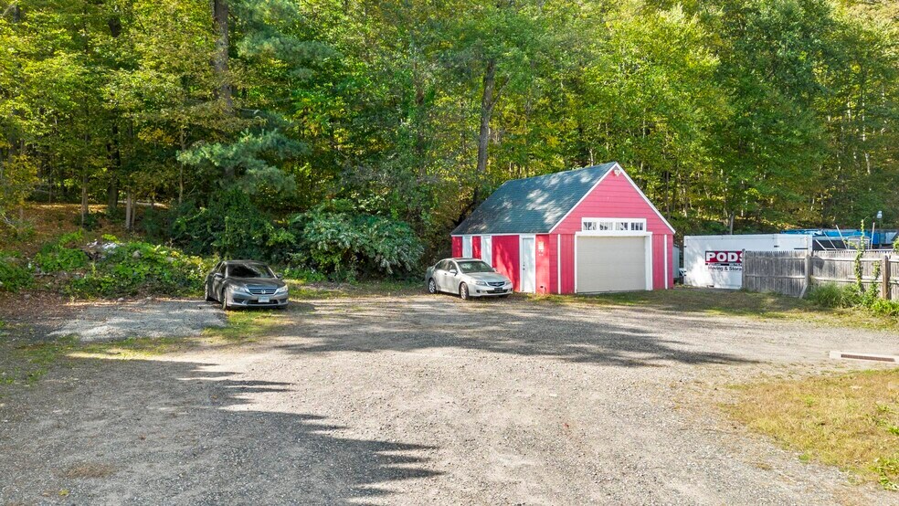 More Photos Of 433 Main St, New Hartford Office Residential For Sale