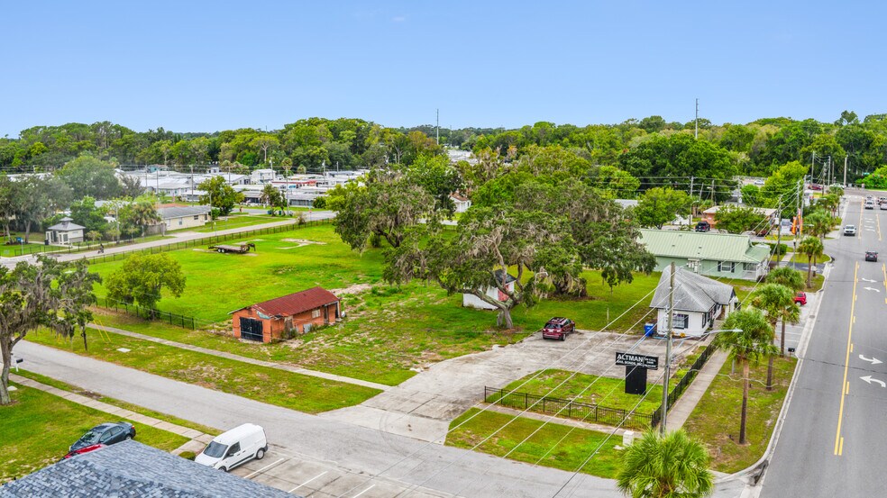 More Photos Of 819 Main St, Tavares Land For Sale