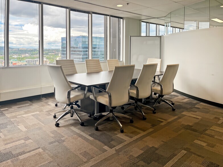 More Photos Of 500 4th Ave SW, Calgary Coworking Space