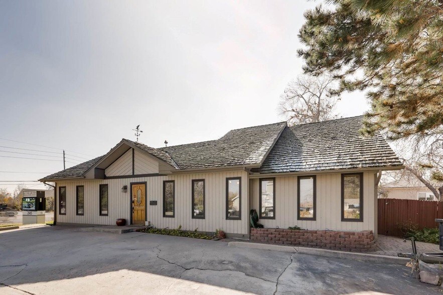 More Photos Of 2145 Kipling St, Lakewood Office Residential For Sale