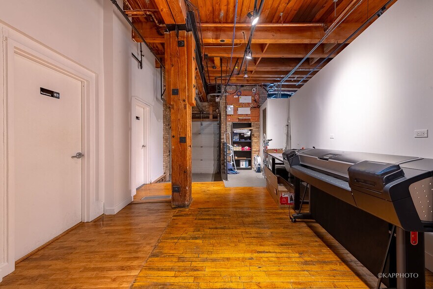 More Photos Of 1123 W Washington Blvd, Chicago Office For Lease