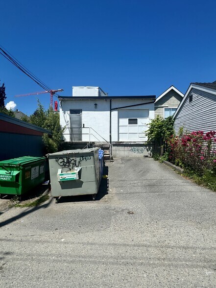 More Photos Of 1114 Pender St E, Vancouver Food Processing For Sale