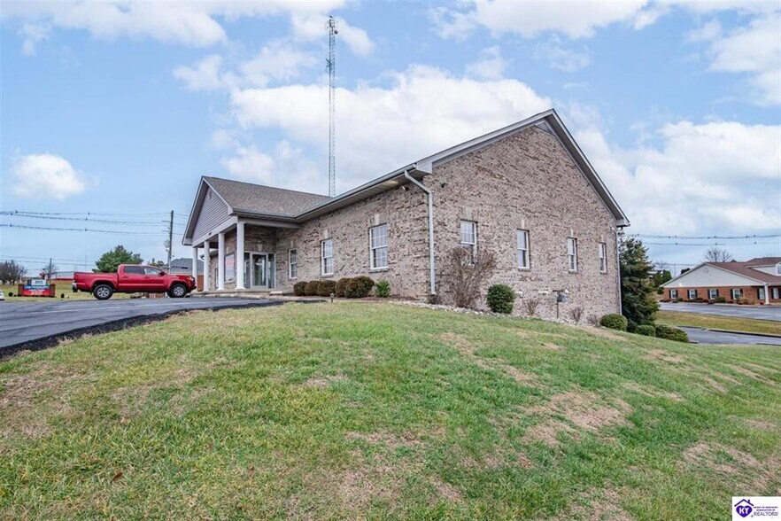More Photos Of 2608 Ring Rd, Elizabethtown Office For Sale