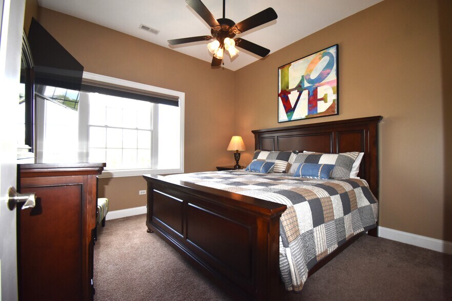 More Photos Of 219 White St, Frankfort Office Residential For Sale