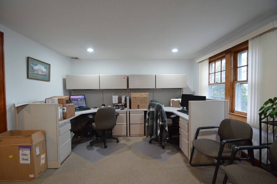 More Photos Of 441 County Road 513, Califon Office For Sale