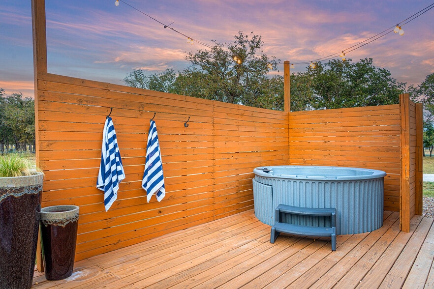 More Photos Of 67 Shaun Ln, Fredericksburg Apartments For Sale