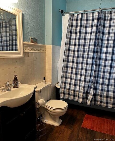 More Photos Of 71 Vine St, New Britain Apartments For Sale