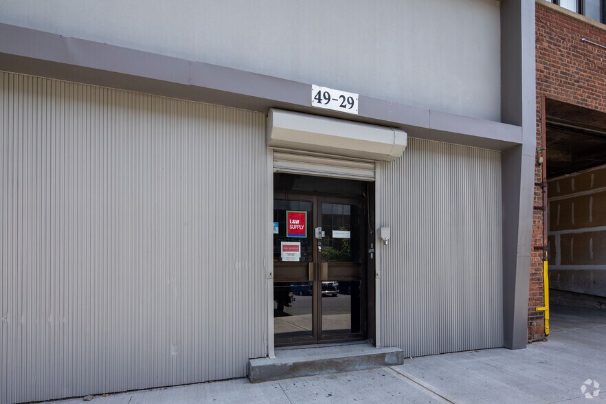 More Photos Of 49-29 30th Pl, Long Island City Warehouse For Lease