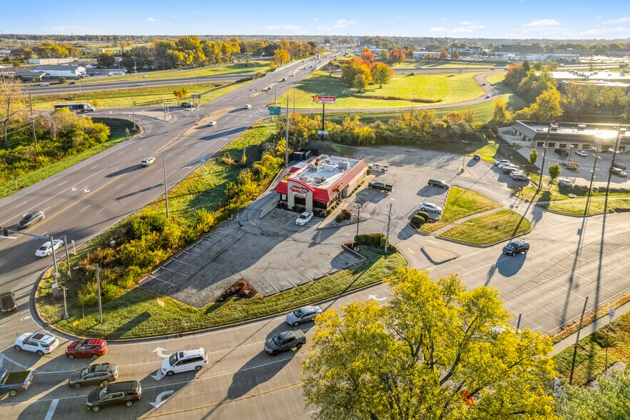 More Photos Of 124 Hartman Ln, O'Fallon Fast Food For Sale