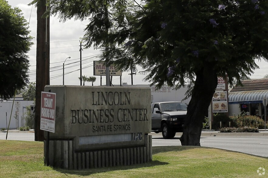 More Photos Of 13235 Rosecrans Ave, Santa Fe Springs Showroom For Lease