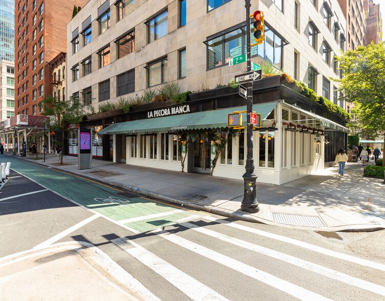 More Photos Of 950 2nd Ave, New York Apartments For Sale