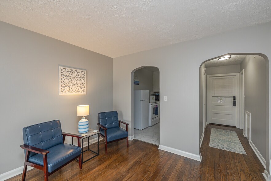 More Photos Of 201 3rd St, Fairport Harbor Hospitality For Sale