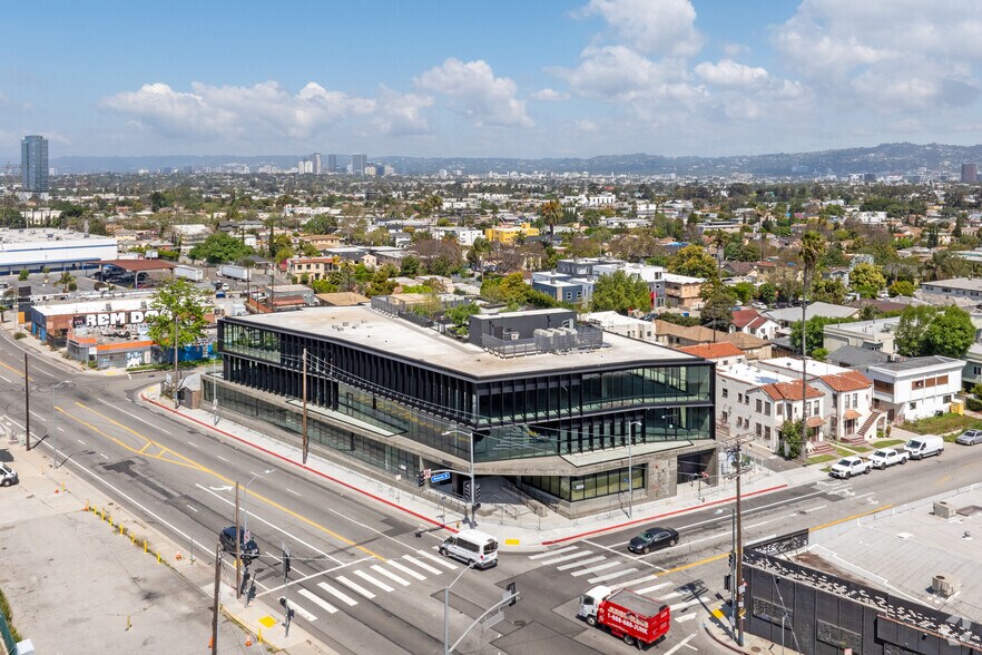 More Photos Of 5237 W Jefferson Blvd, Los Angeles Office For Sale