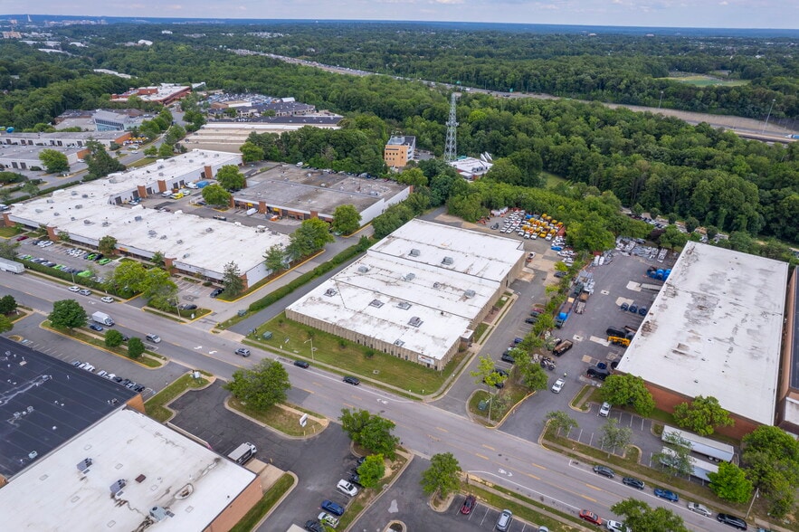 More Photos Of 5731 General Washington Dr, Alexandria Distribution For Sale