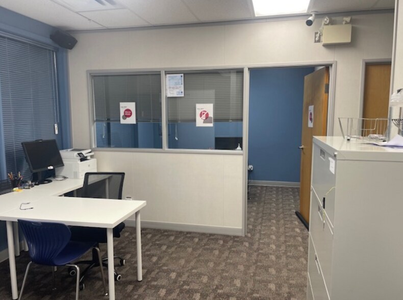 More Photos Of 15736 100 Av NW, Edmonton Storefront Retail Office For Sale