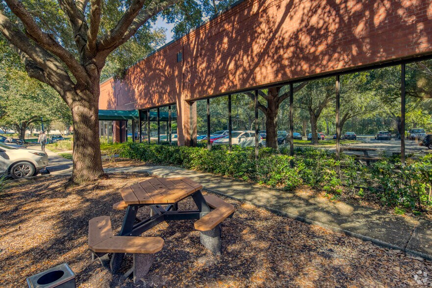 More Photos Of 4502 Woodland Corporate Blvd, Tampa Unknown For Lease