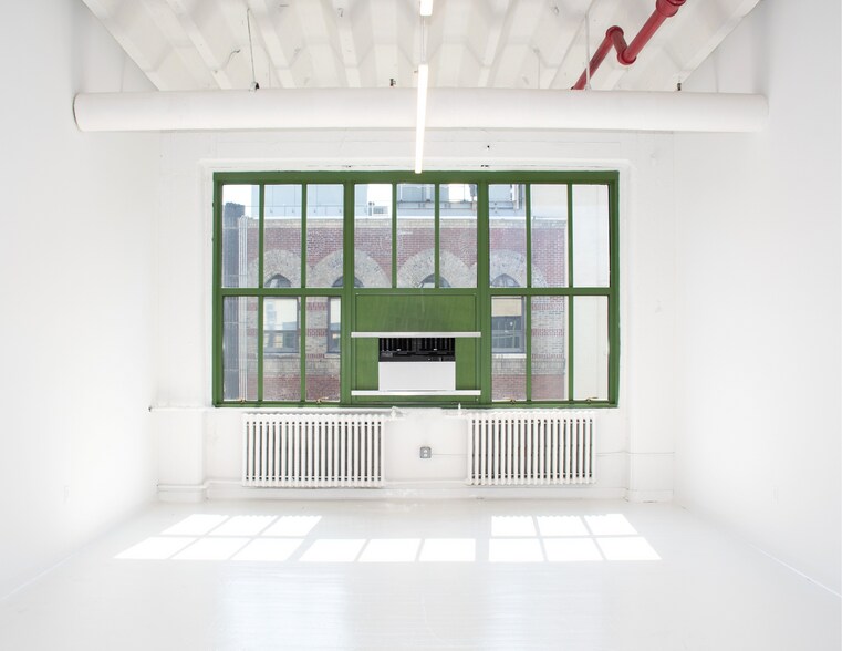 More Photos Of 4000-4014 1st Ave, Brooklyn Warehouse For Lease