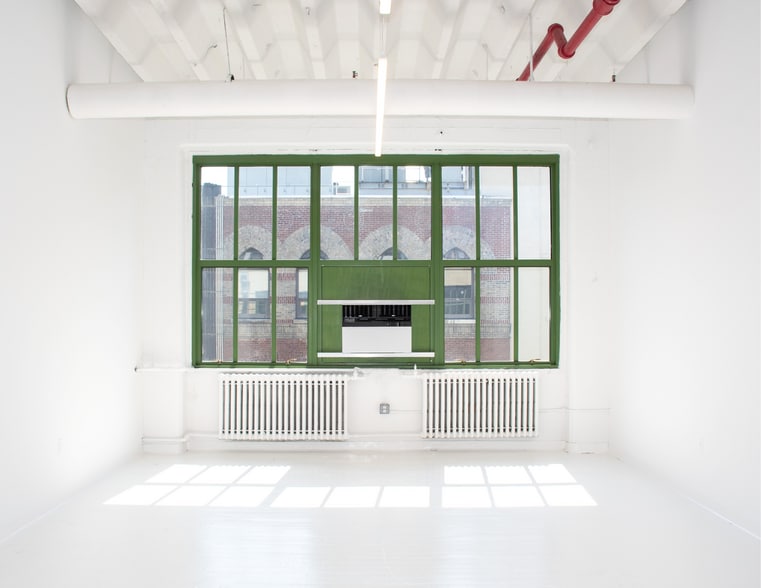 More Photos Of 4000-4014 1st Ave, Brooklyn Warehouse For Lease