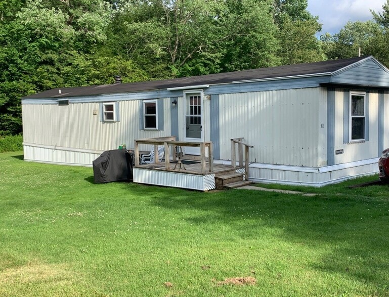 More Photos Of 15 Decasper Dr, Lewis Run Manufactured Housing Mobile Home Park For Sale