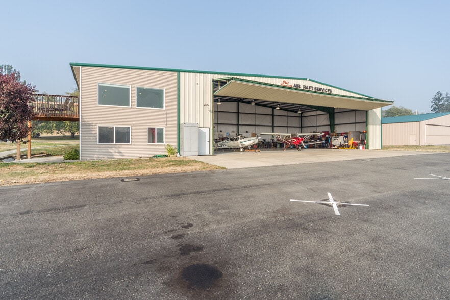 More Photos Of 191 Airport Rd, Port Townsend Airplane Hangar For Sale