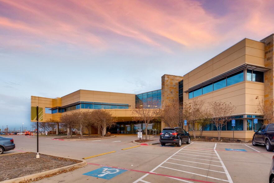 More Photos Of 10840 Texas Health Trl, Fort Worth Medical For Lease