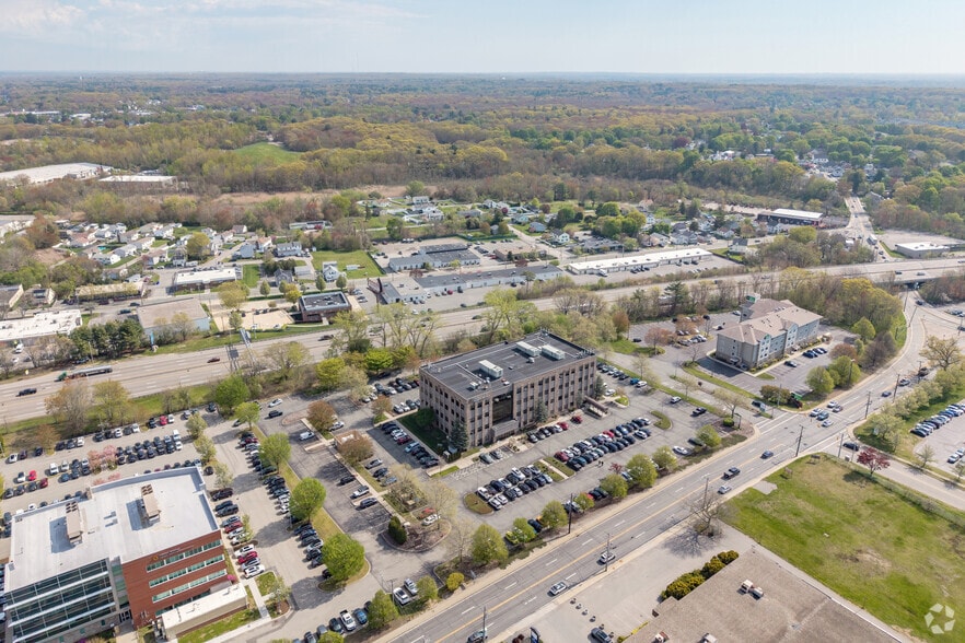 More Photos Of 950 Warren Ave, East Providence Medical For Lease