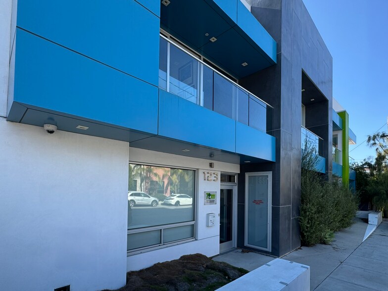 More Photos Of 123-127 Lomita St, El Segundo Loft Creative Space For Sale