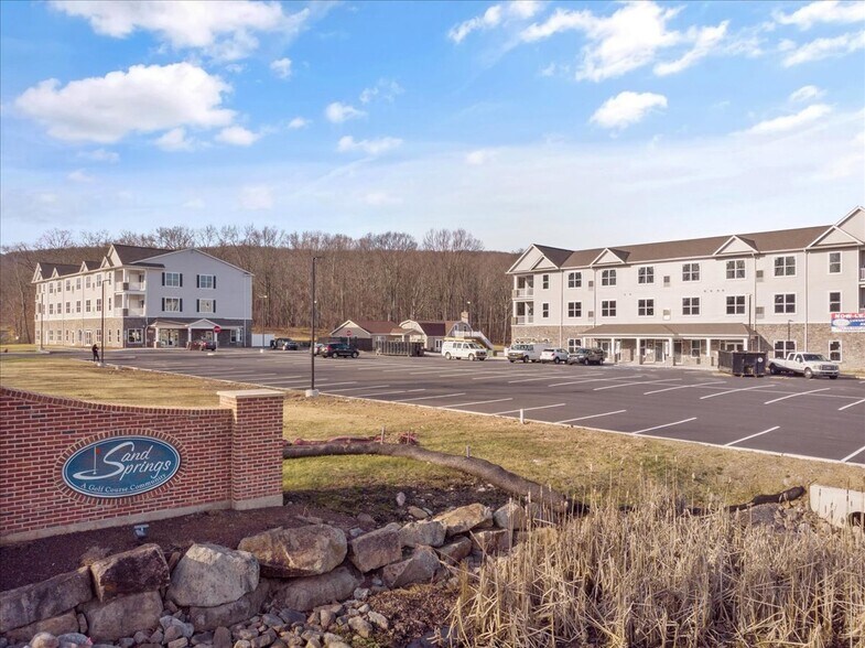 Primary Photo Of 244 Sand Springs Dr, Drums Apartments For Lease