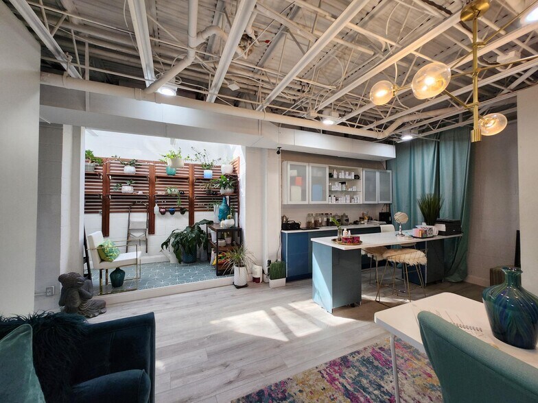 More Photos Of 2217 Packard St, Ann Arbor Loft Creative Space For Sale