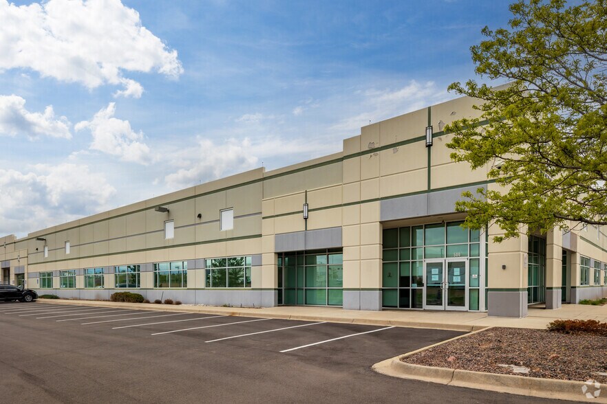 More Photos Of 11525 Main St, Broomfield Flex For Lease
