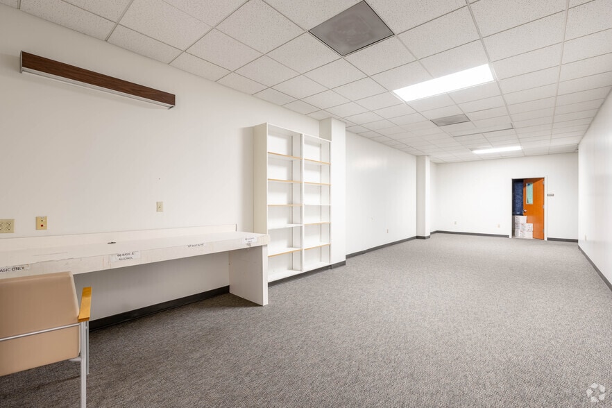 More Photos Of 1950 University Ave, Berkeley Loft Creative Space For Sale