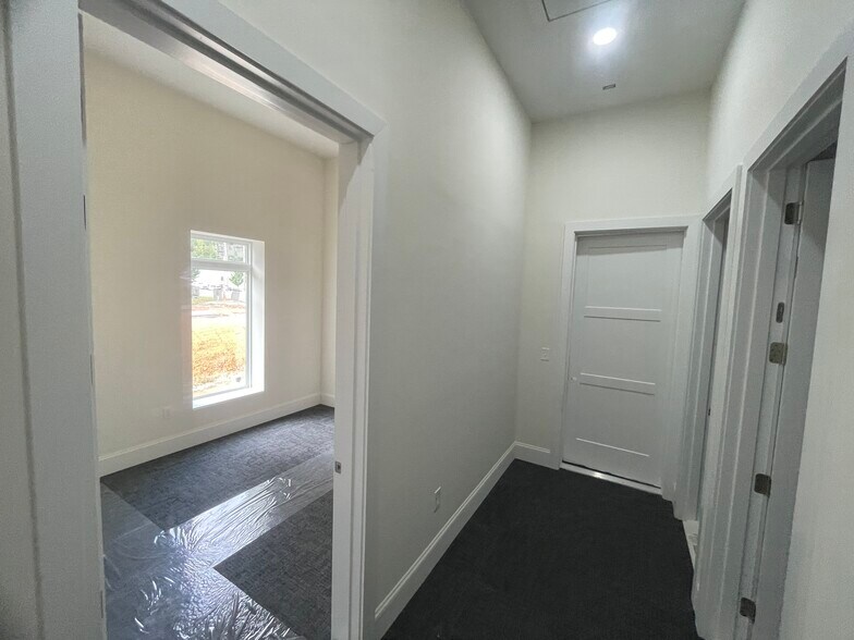 More Photos Of 1484 Dale Earnhardt Blvd, Kannapolis Freestanding For Lease