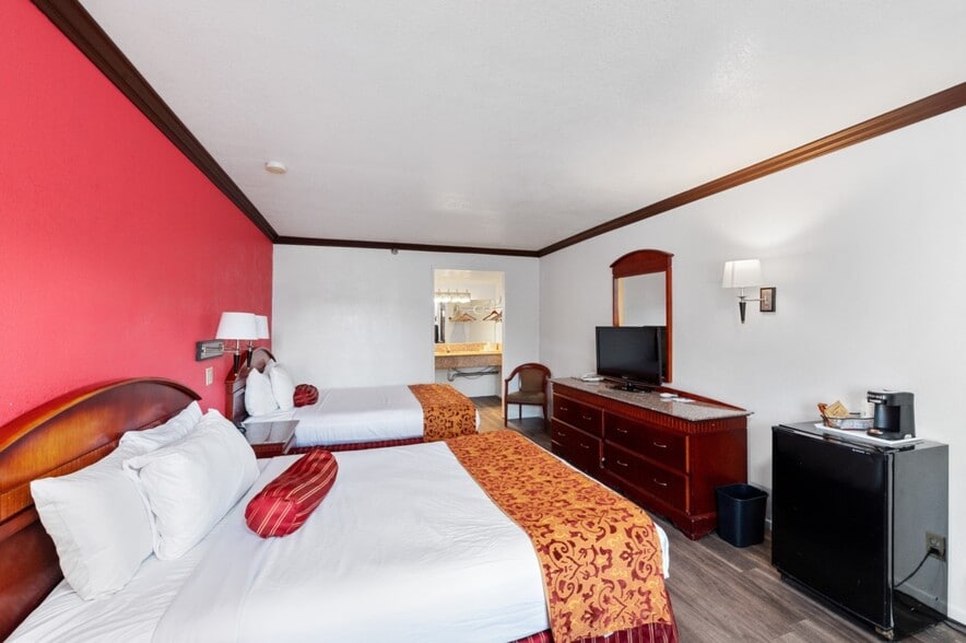 More Photos Of 2156 E Colorado Blvd, Pasadena Hotel For Sale