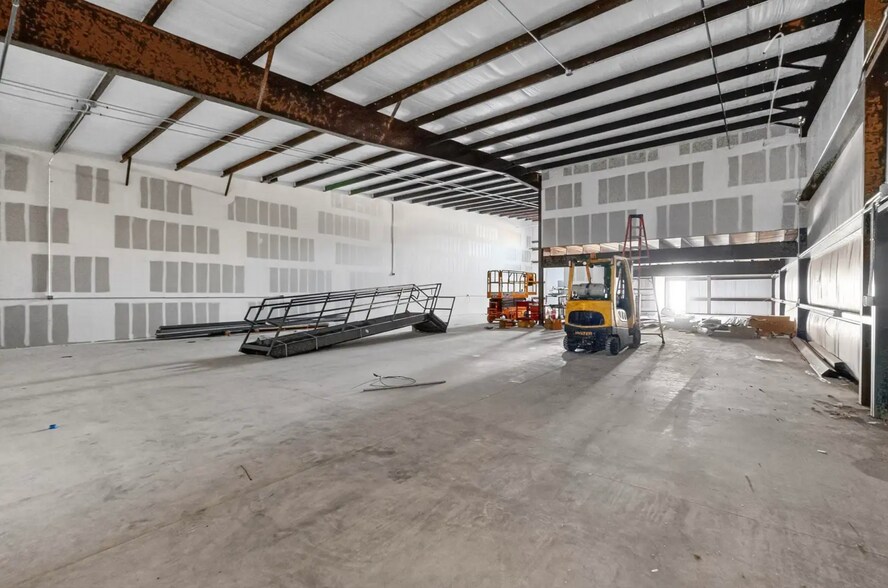 More Photos Of 1800 Randolph SE rd, Albuquerque Industrial For Sale