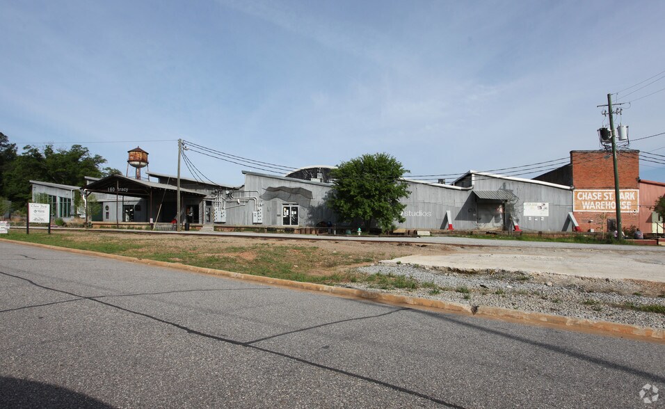 More Photos Of 160 Tracy St, Athens Flex For Lease