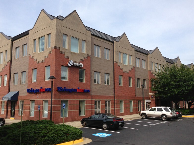 More Photos Of 8221 Old Courthouse Rd, Vienna Office For Lease