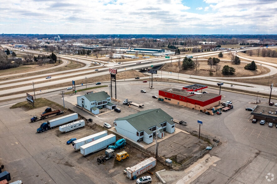 More Photos Of 1180 W Frontage Rd, Owatonna Hotel For Sale