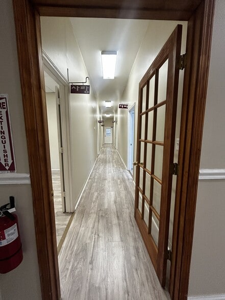 More Photos Of 5887 Highway 320, Carnesville Specialty For Sale