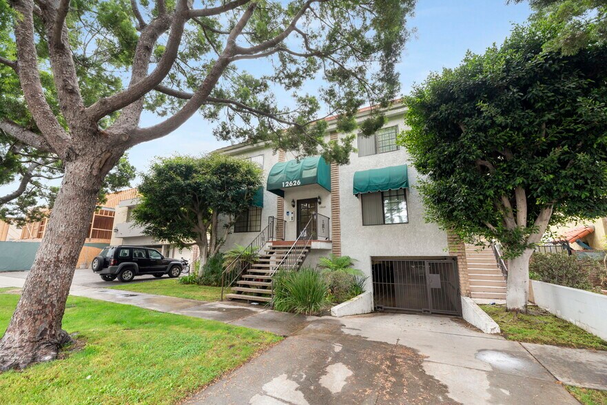 More Photos Of 12626 Venice Blvd, Los Angeles Apartments For Sale