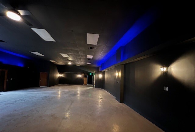 More Photos Of 8548 Lankershim Blvd, Sun Valley Warehouse For Sale