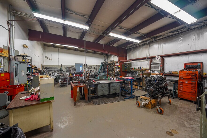 More Photos Of 193 Dix Ave, Glens Falls Freestanding For Sale