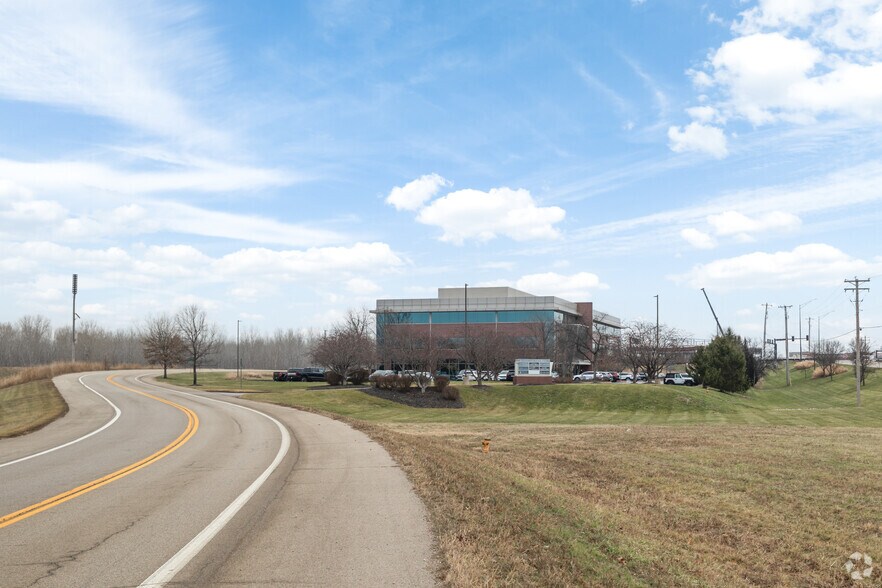 More Photos Of 17300 N Outer Forty, Chesterfield Medical For Lease