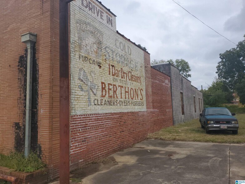 More Photos Of 2213 Avenue E, Birmingham Freestanding For Sale