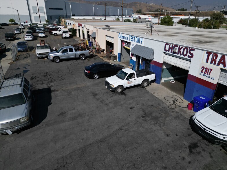 More Photos Of 2317-2339 Cabrera Ave, San Bernardino Service For Sale