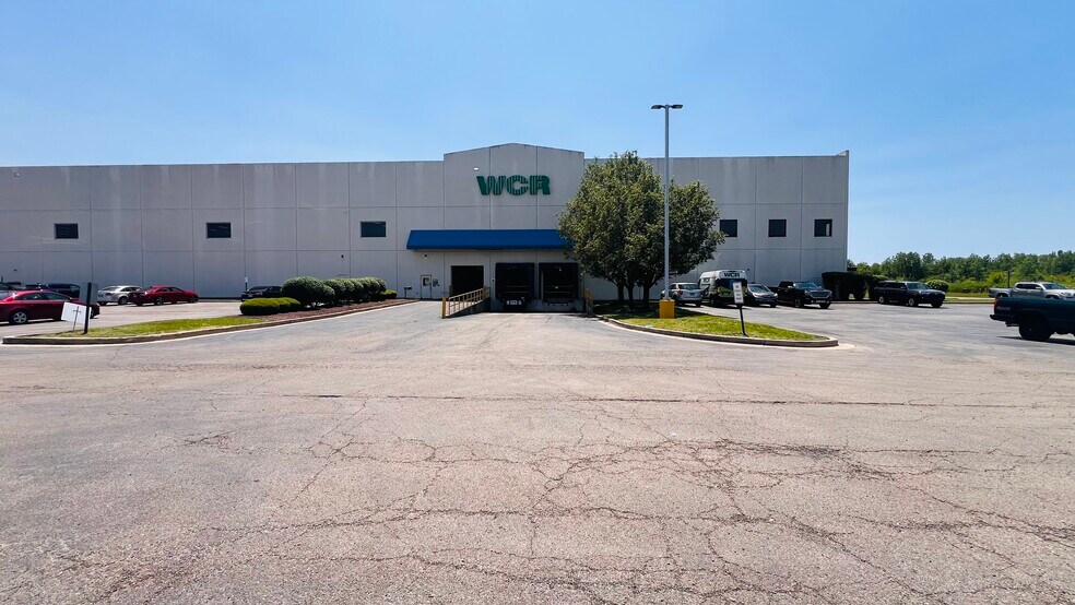 Primary Photo Of 2377 Commerce Center Blvd, Fairborn Warehouse For Lease