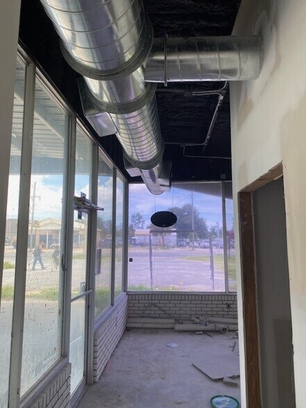 More Photos Of 2717 E 5th St, Panama City Auto Repair For Sale