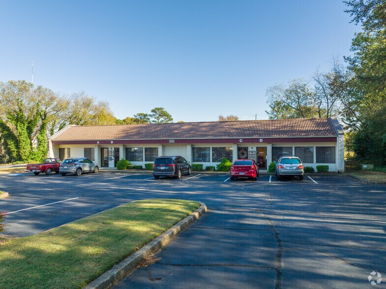 More Photos Of 4280 Memorial Dr, Decatur Office For Lease