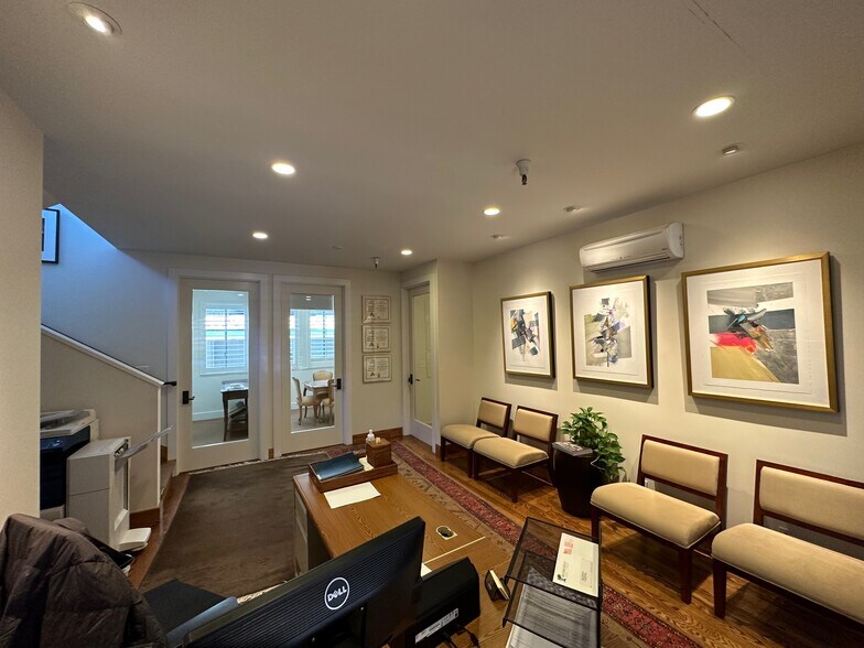 More Photos Of San Carlos NW Of 8th Ave, Carmel Storefront Retail Residential For Lease