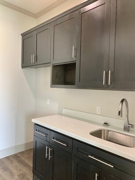 More Photos Of 18930 Kuykendahl Rd, Spring Medical For Lease